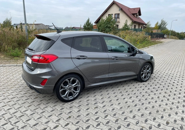 Ford Fiesta cena 64000 przebieg: 17938, rok produkcji 2020 z Janikowo małe 106